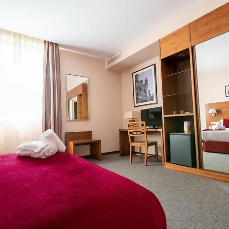 فندق Hospedium Casino Del Tormes