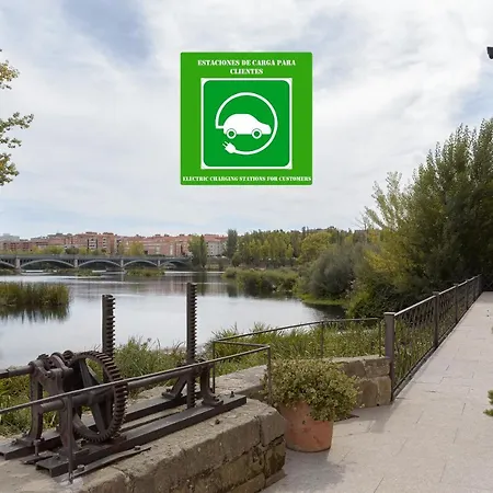 Hospedium Casino Del Tormes سلامنكا