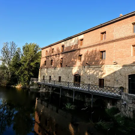 Hospedium Casino Del Tormes מלון 4*