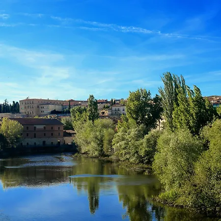 Hospedium Casino Del Tormes סלאמנקה