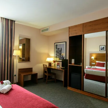 Hospedium Casino Del Tormes سلامنكا