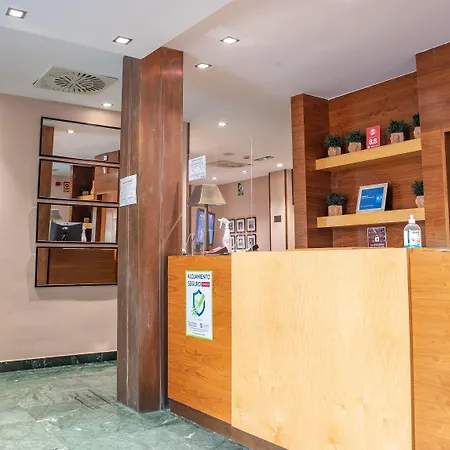 فندق Hospedium Casino Del Tormes