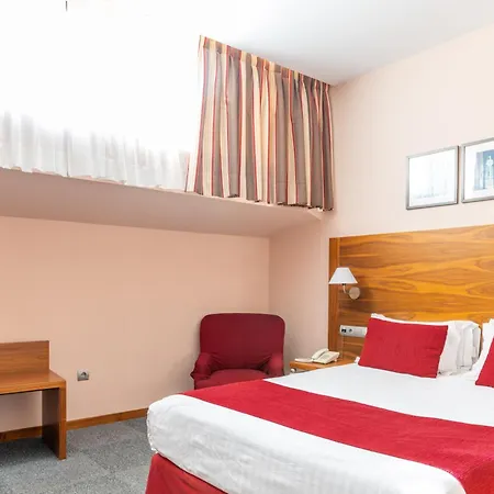 Hospedium Casino Del Tormes فندق