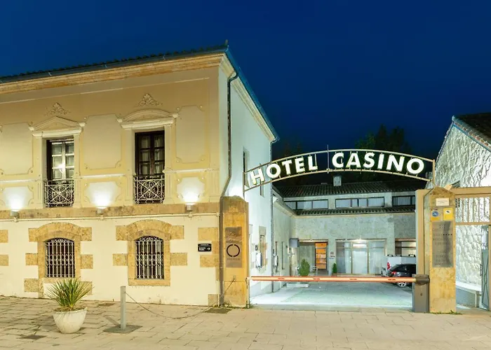 Hospedium Casino Del Tormes 4*
